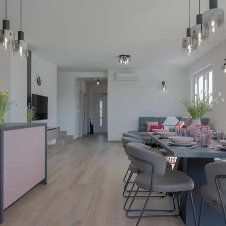 Relaxing Giardin 别墅 *