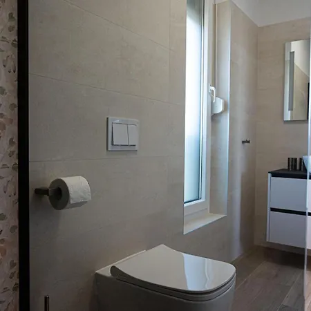 Relaxing Giardin Villa