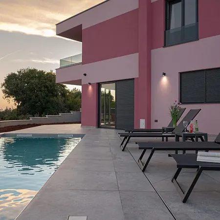 Relaxing Giardin Premantura