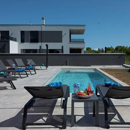 Relaxing Giardin * Premantura