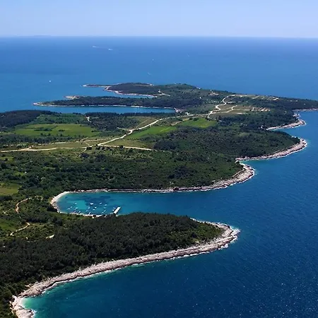 Relaxing Giardin Villa *