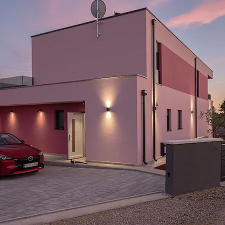 Villa Relaxing Giardin Premantura