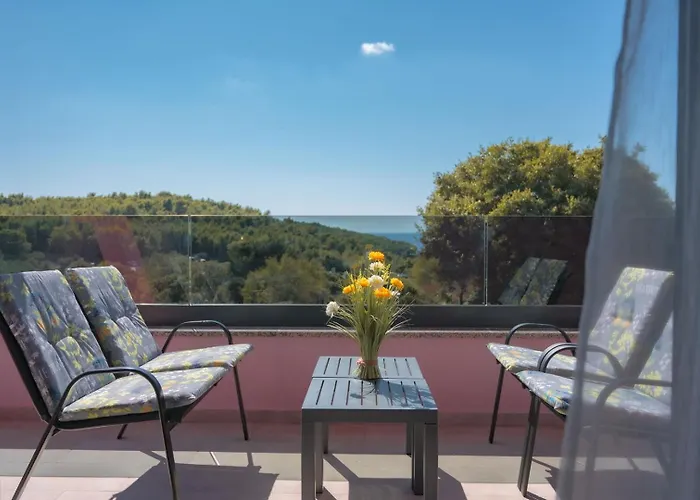 Relaxing Giardin Villa Premantura