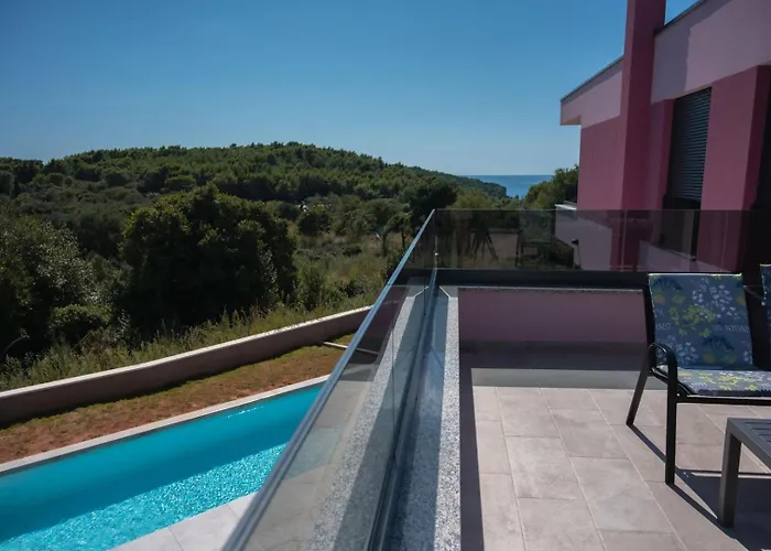 Relaxing Giardin Villa Premantura